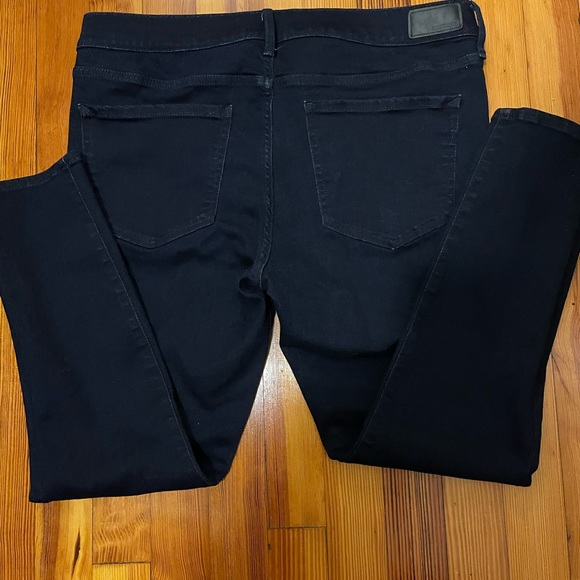 Express Jean - Picture 2 of 5